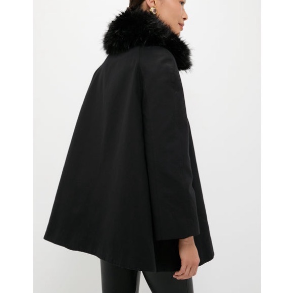 TUCKERNUCK Fur Collar Cecile Swing Cape - Picture 4 of 12